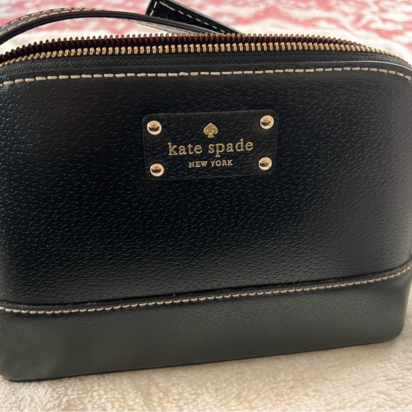 Kate Spade Shoulder Crossbody bag, used but great condition - Picture 3 of 5